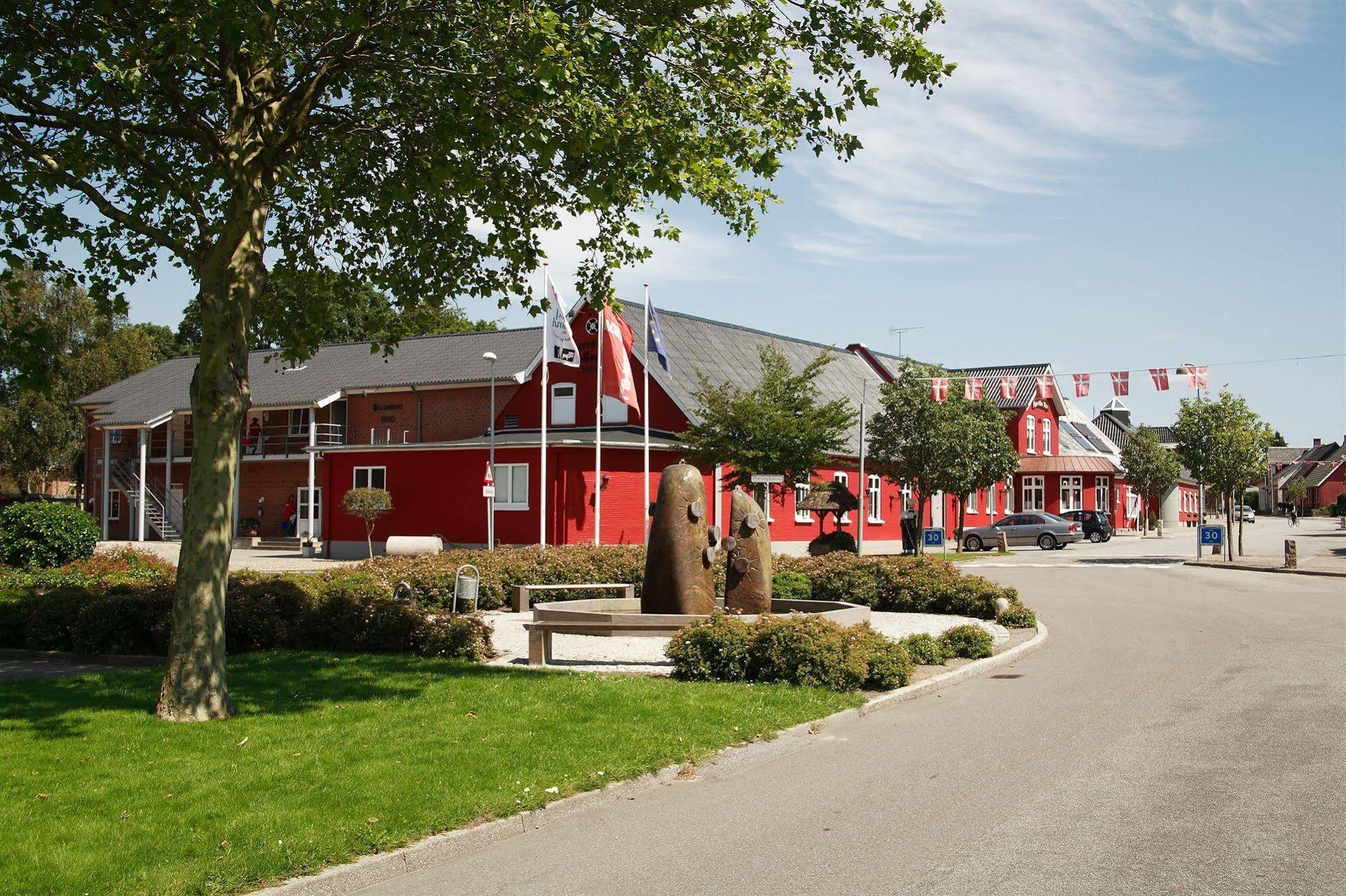 Agerskov Kro & Hotel Buitenkant foto